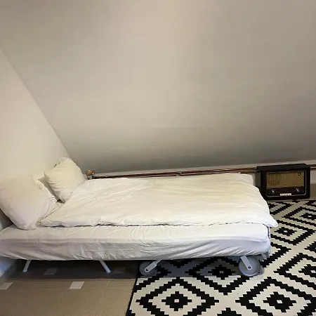 Rooms * Boom